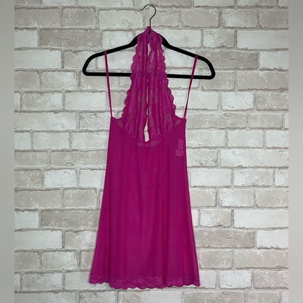 Frederick's of Hollywood Fuchsia Lace Chemise Size M
